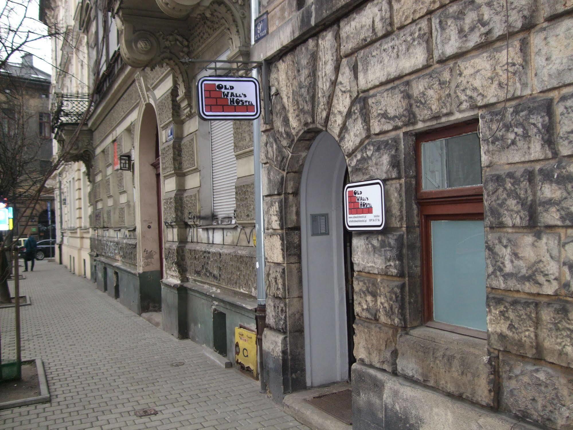 Old Walls Hostel Краков Экстерьер фото